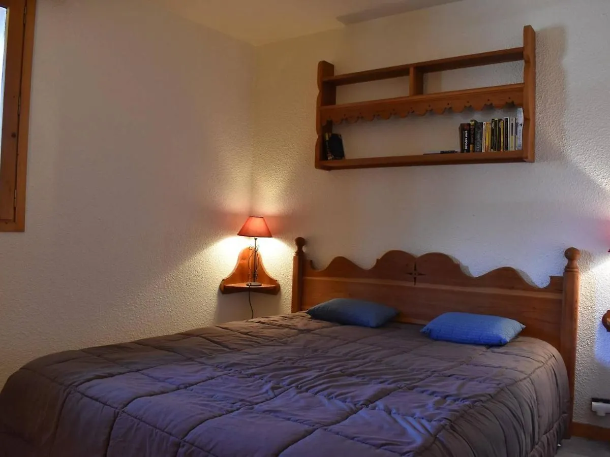 Appartement 3 Pieces, Piscine, Skis Aux Pieds, Centre De Meribel - Fr-1-180-136 0*,  فرنسا