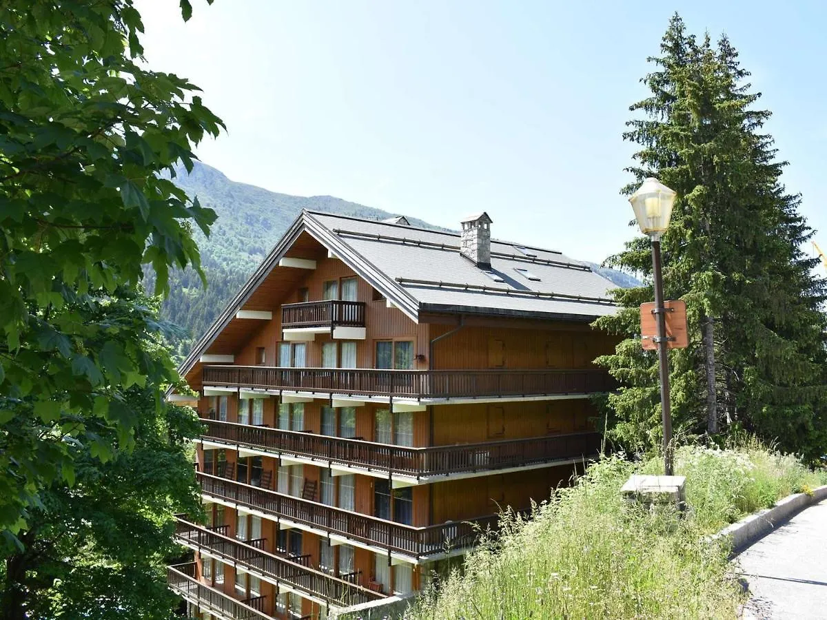 Apartment Appartement 3 Pieces, Piscine, Skis Aux Pieds, Centre De Meribel - Fr-1-180-136