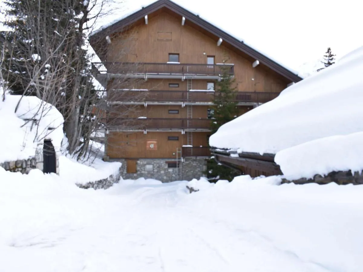 شقة Appartement 3 Pieces, Piscine, Skis Aux Pieds, Centre De Meribel - Fr-1-180-136